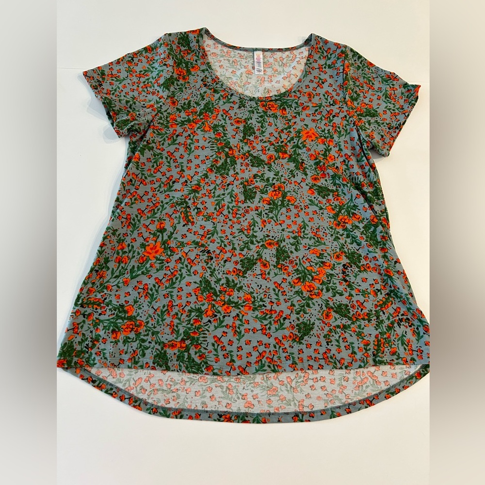 LuLaRoe Women’s Top, size L